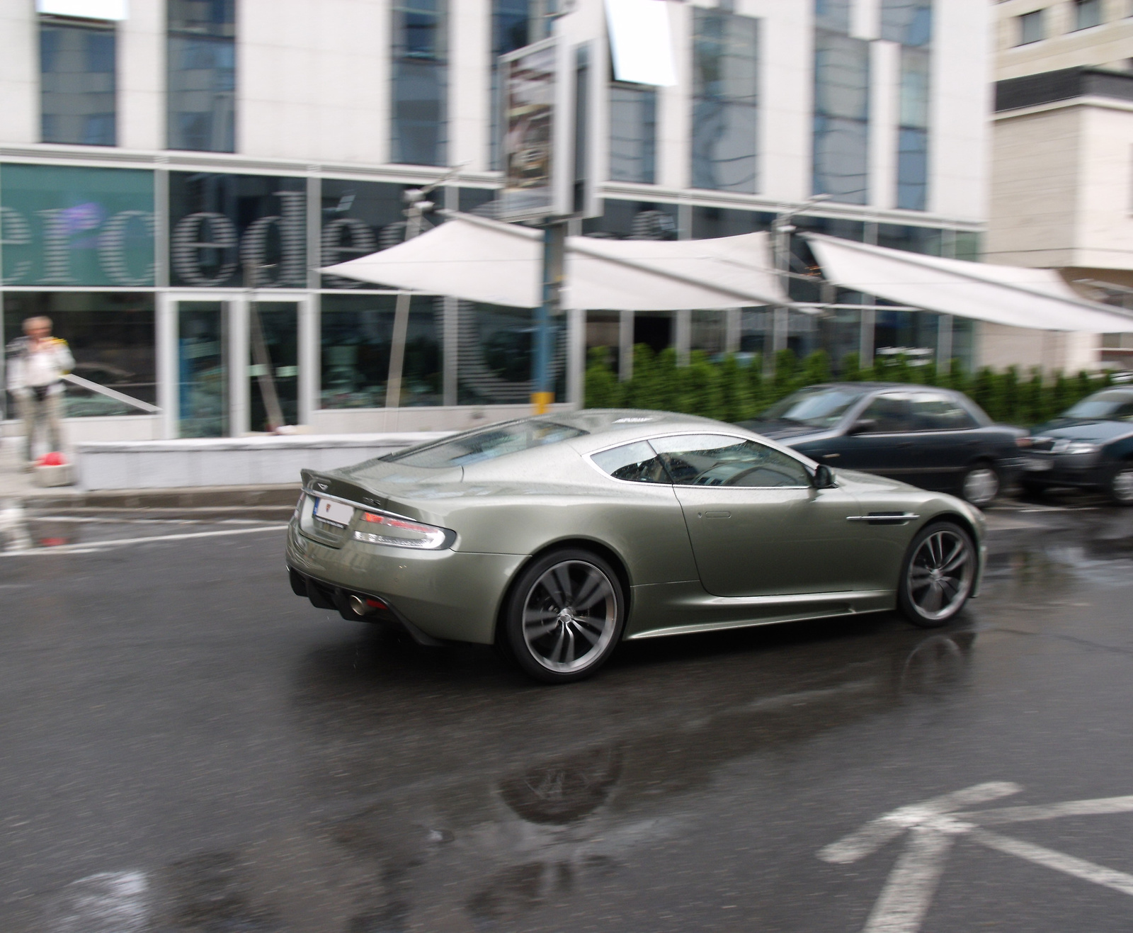 Aston Martin DBS