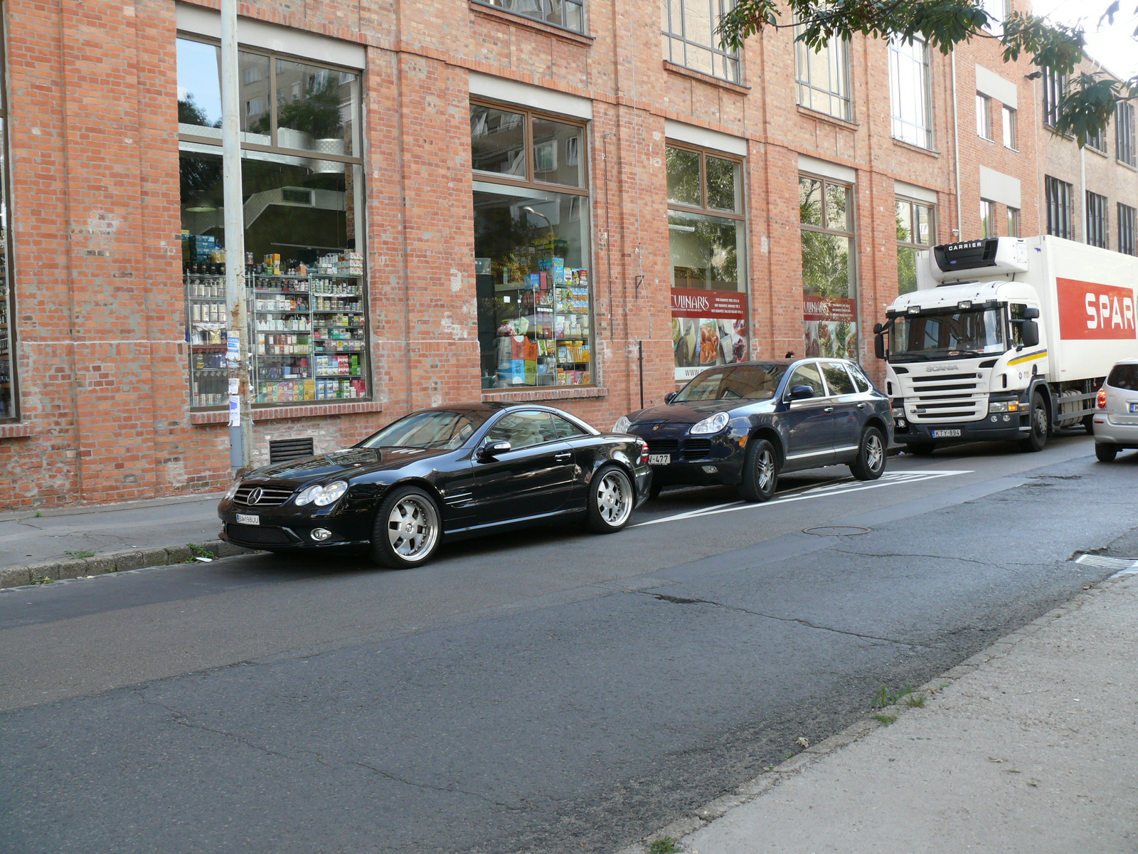 Mercedes SL55, Porsche CayenneS