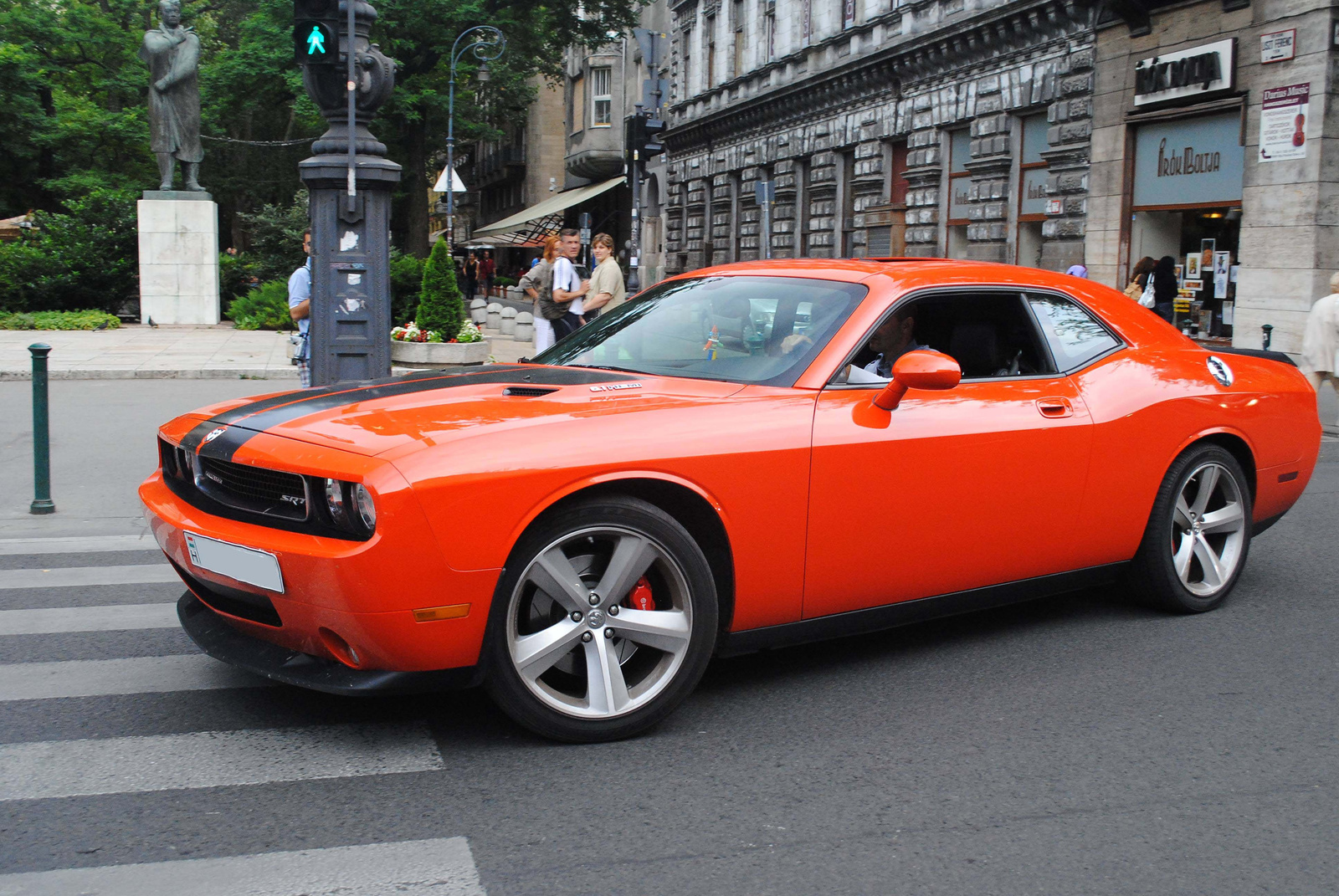 Dodge Challenger SRT8