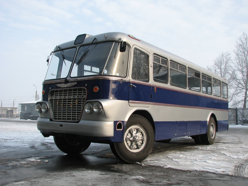 Ikarus 620