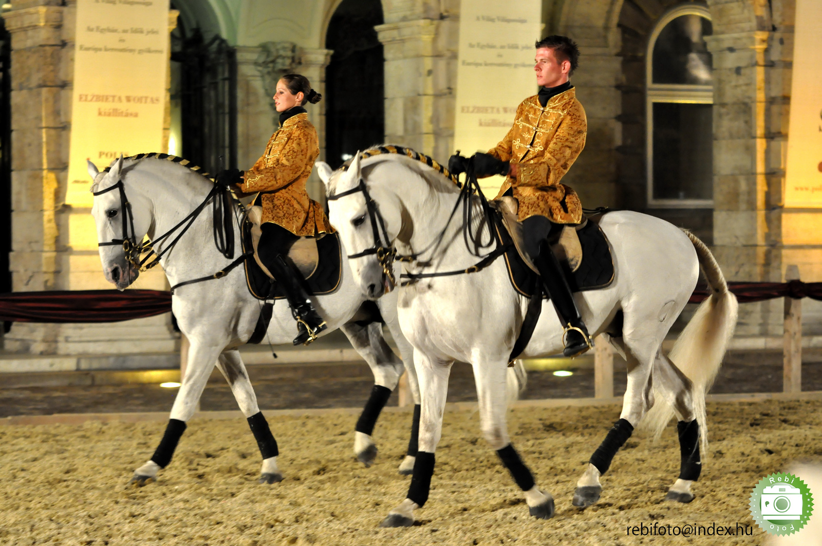 epona spanyol lovasiskola