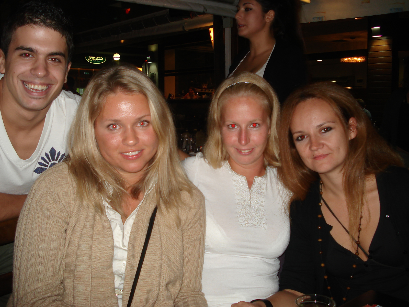 Stelios,Risse,Tina,Maria Rakadikoban