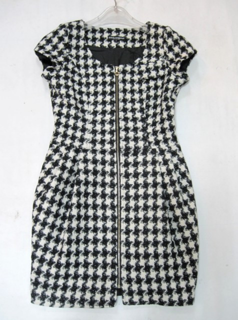 90922B-02  D&G BLACK WOOL COTTON DRESS SIZE 2 4 PRICE USD43