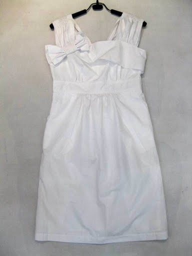 90729C-24   PRADA WHITE COTTON DRESS SIZE 2 4 6  PRICE USD 42[1]