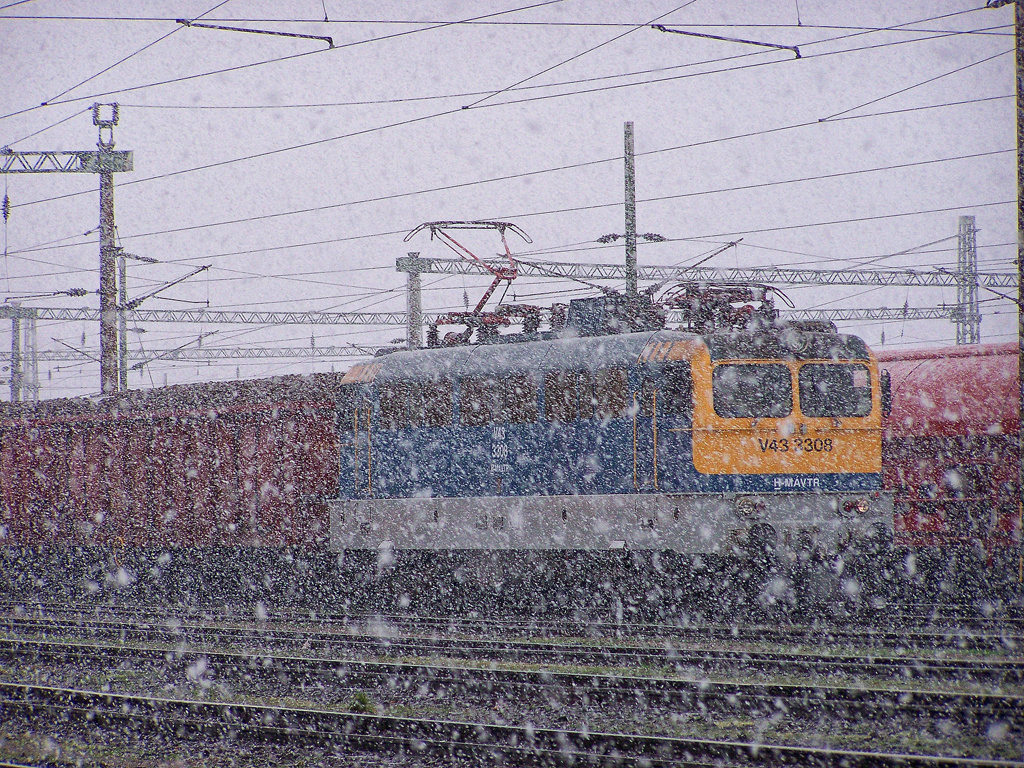 V43 - 3308 Dombóvár (2010.12.09).