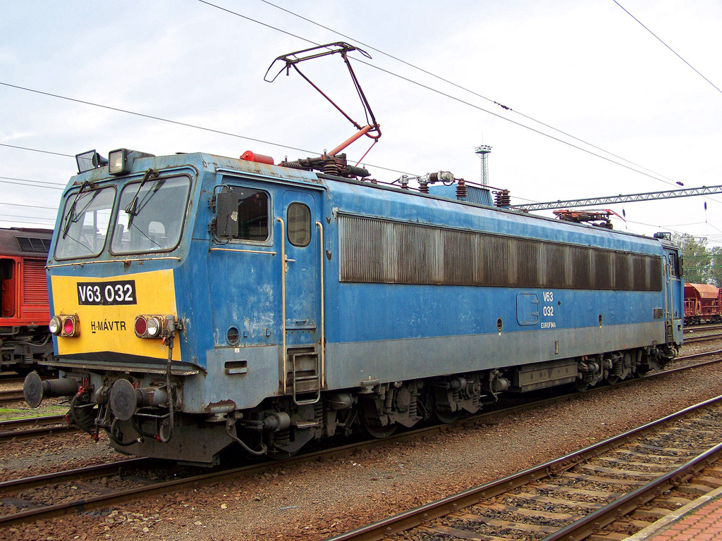 V63 - 032 Dombóvár (2010.10.05)02.