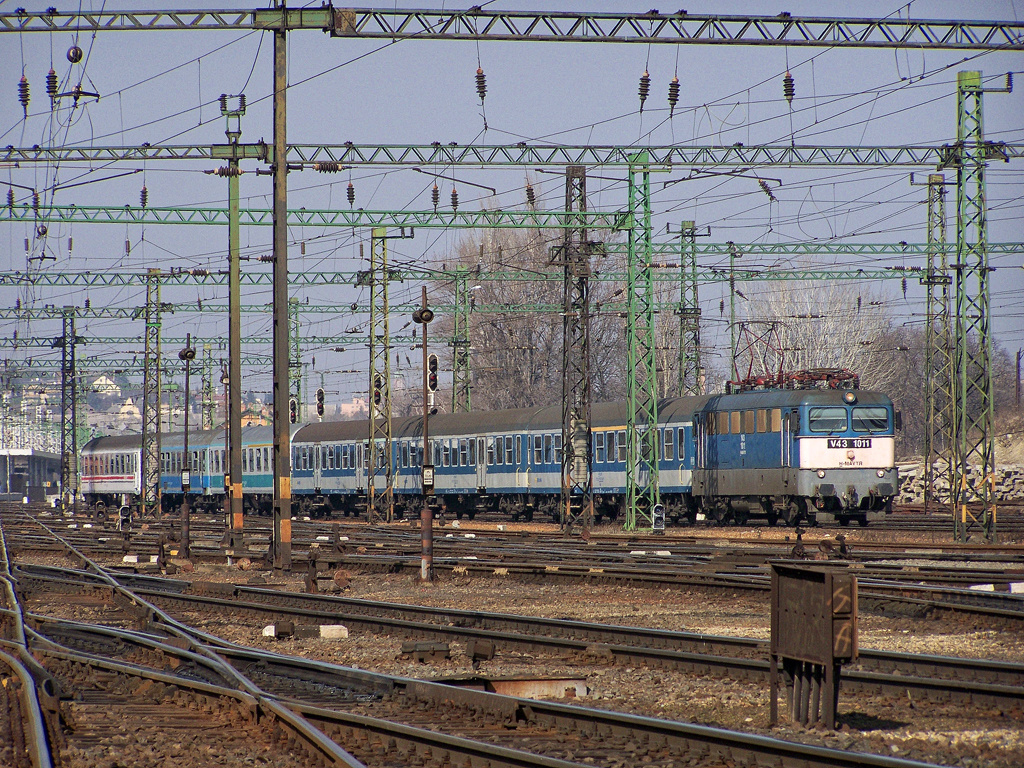 V43 - 1011 Kelenföld (2011.03.12).