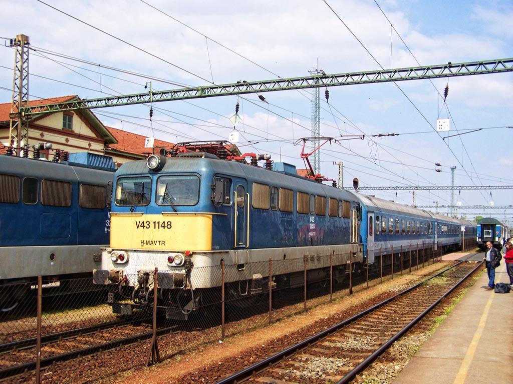 V43 - 1148 Dombóvár (2011.04.19).