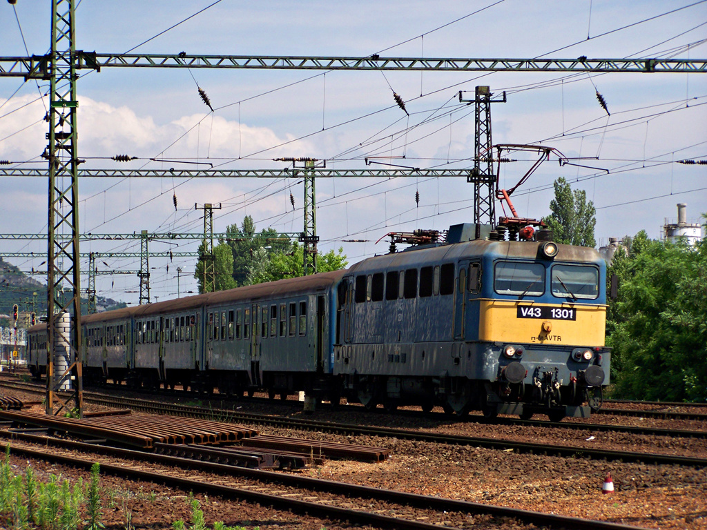 V43 - 1301 Kelenföld (2011.06.11)02