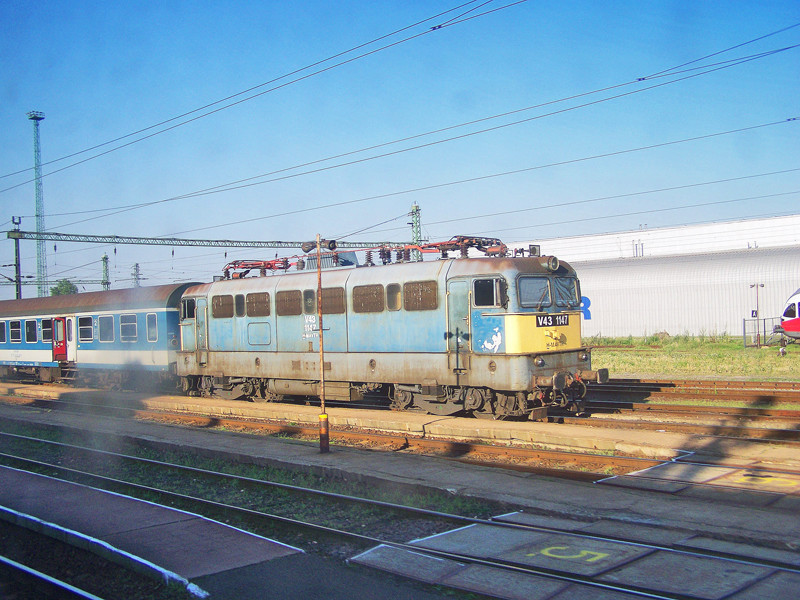 V43 - 1147 Pusztaszabolcs (2010.07.09).