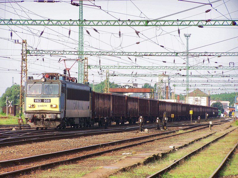 V63 - 008 Dombóvár (2010.06.11).