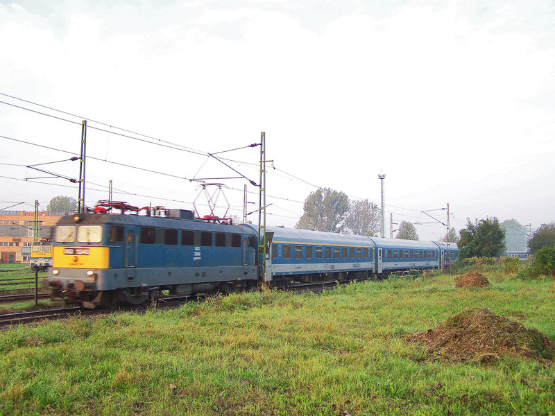 V43 - 1340 Dombóvár (2010.09.16)01.