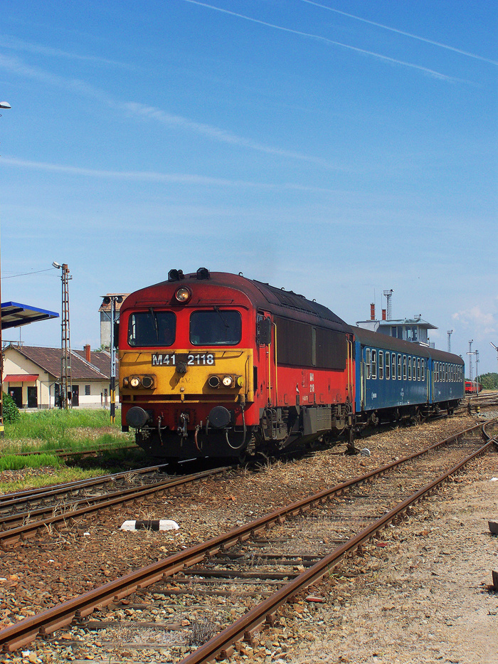 M41 - 2118 Bátaszék (2009.05.11)02