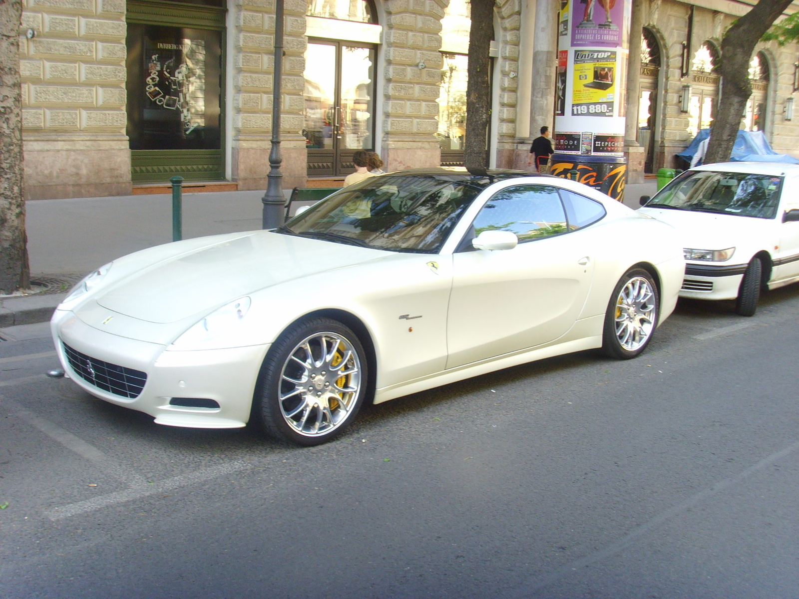 FERRARI 612 SCAGLIETTI