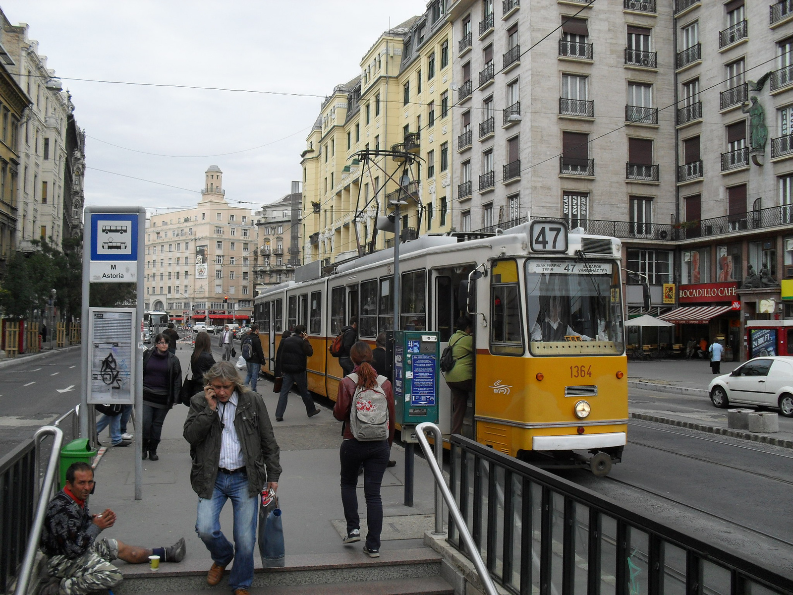 Astoria, Budafok irányú peron