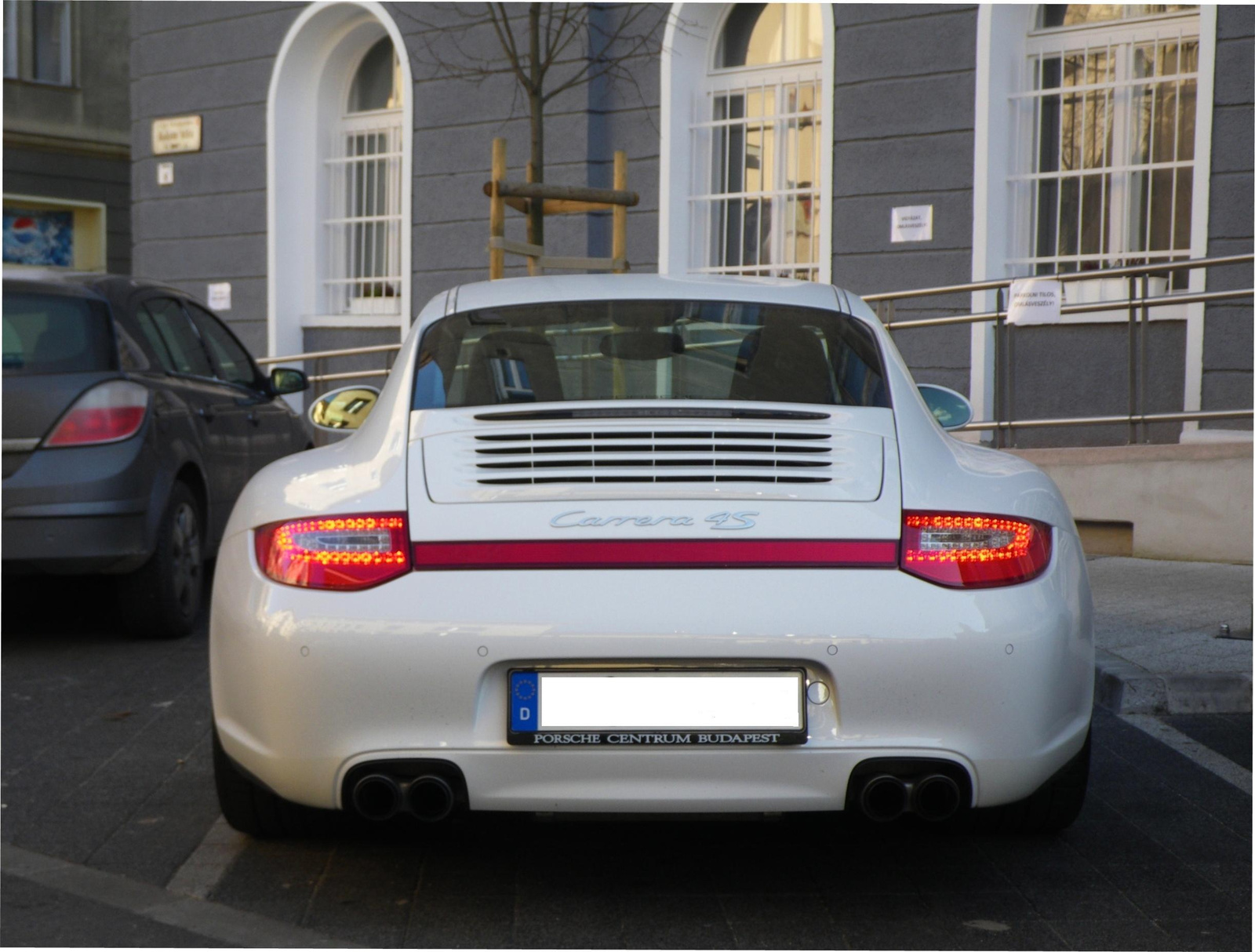 Porsche 911 Carrera 4S