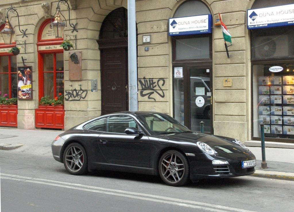 Porsche 911 Carrera 4S (997)