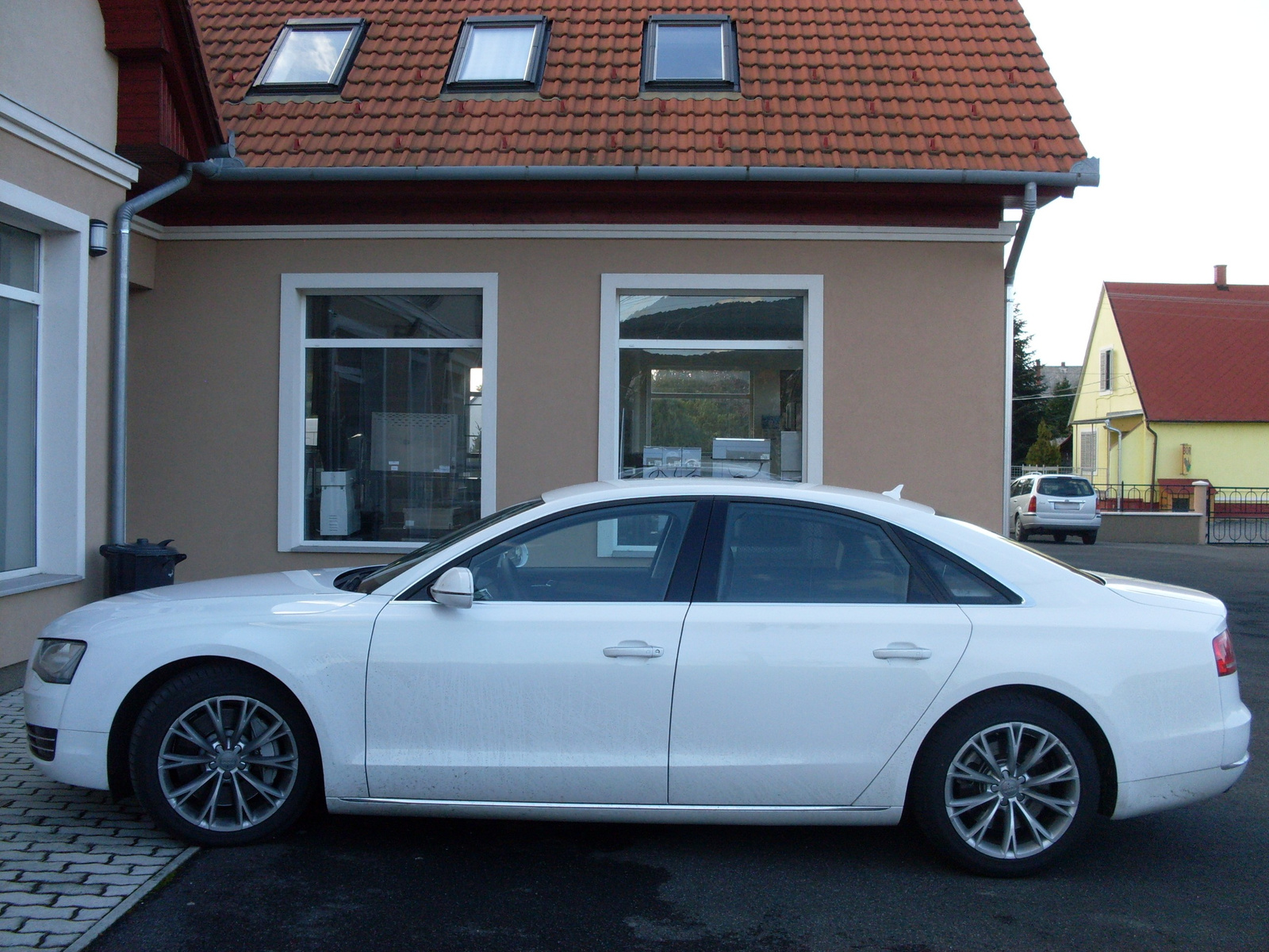 Audi A8 (New)
