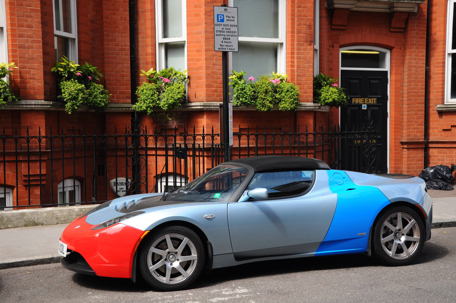 Tesla Roadster