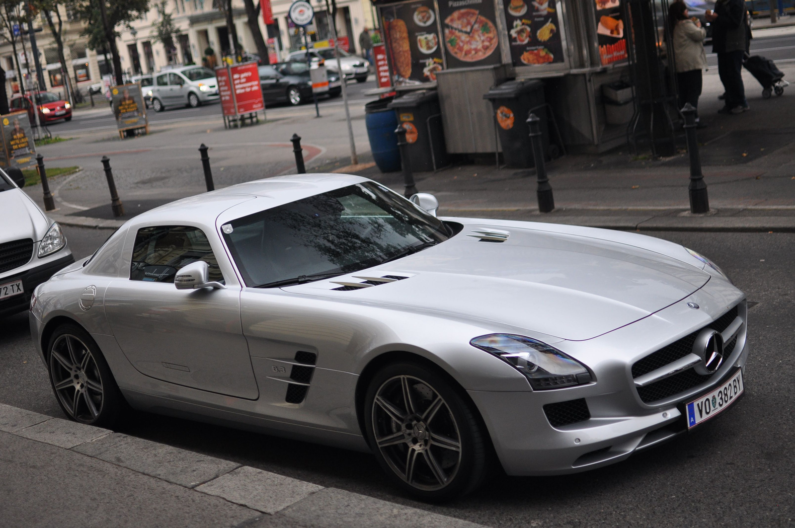 Mercedes SLS AMG