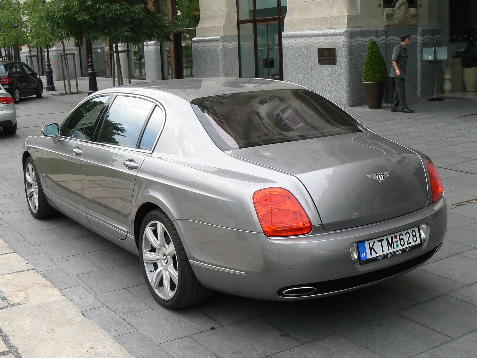 Bentley Continental Flying Spur 043
