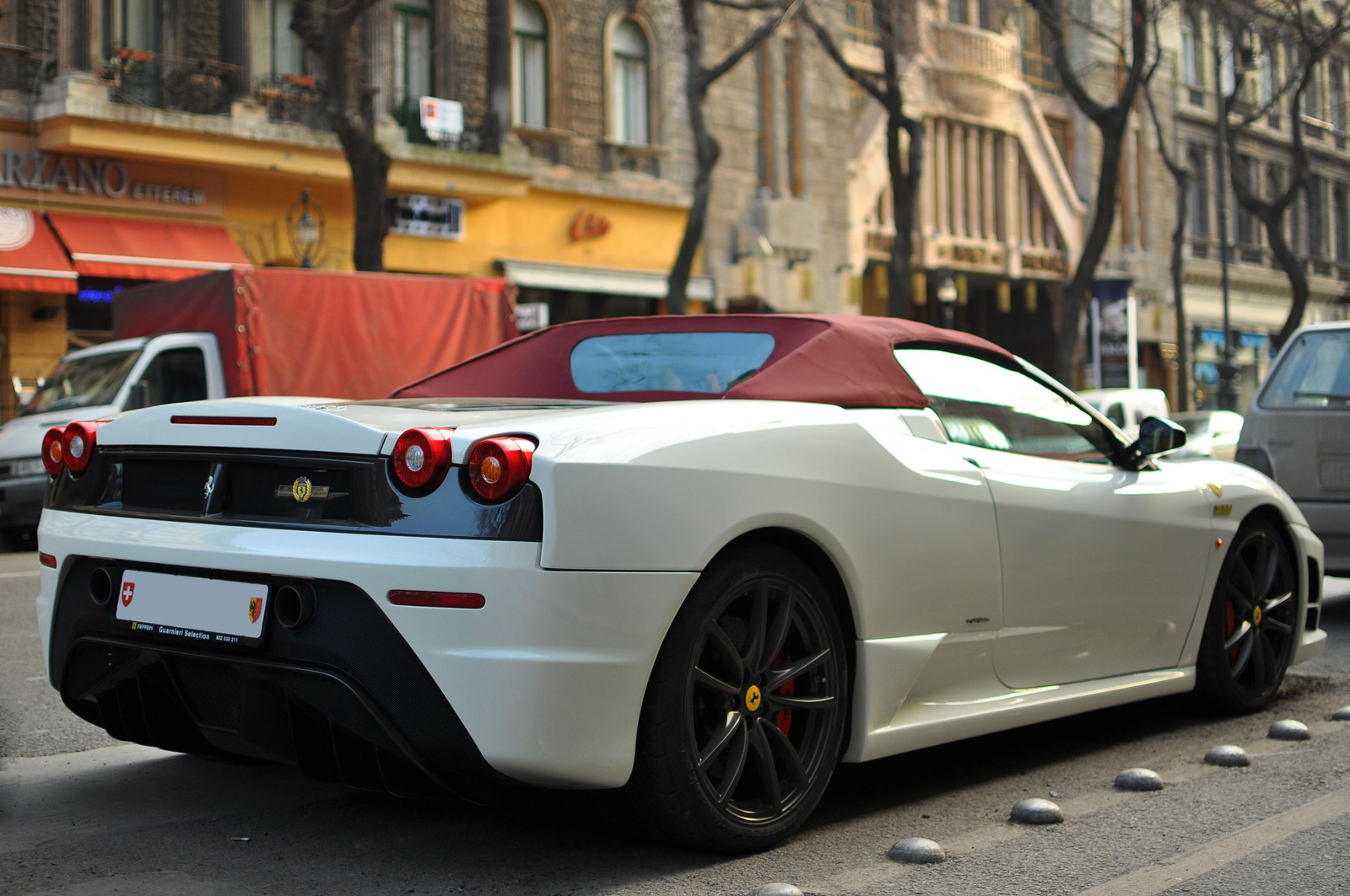 Ferrari Scuderia Spider 16M 030