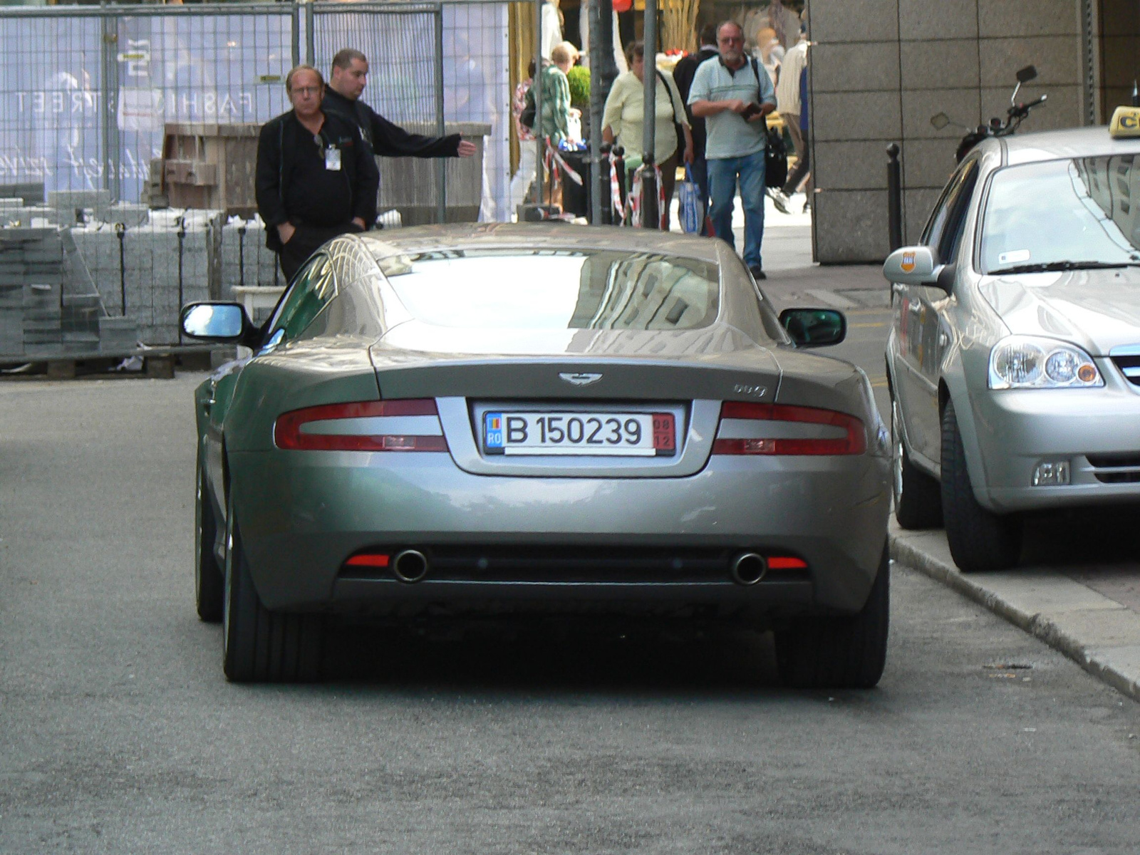 Aston Martin DB9 034