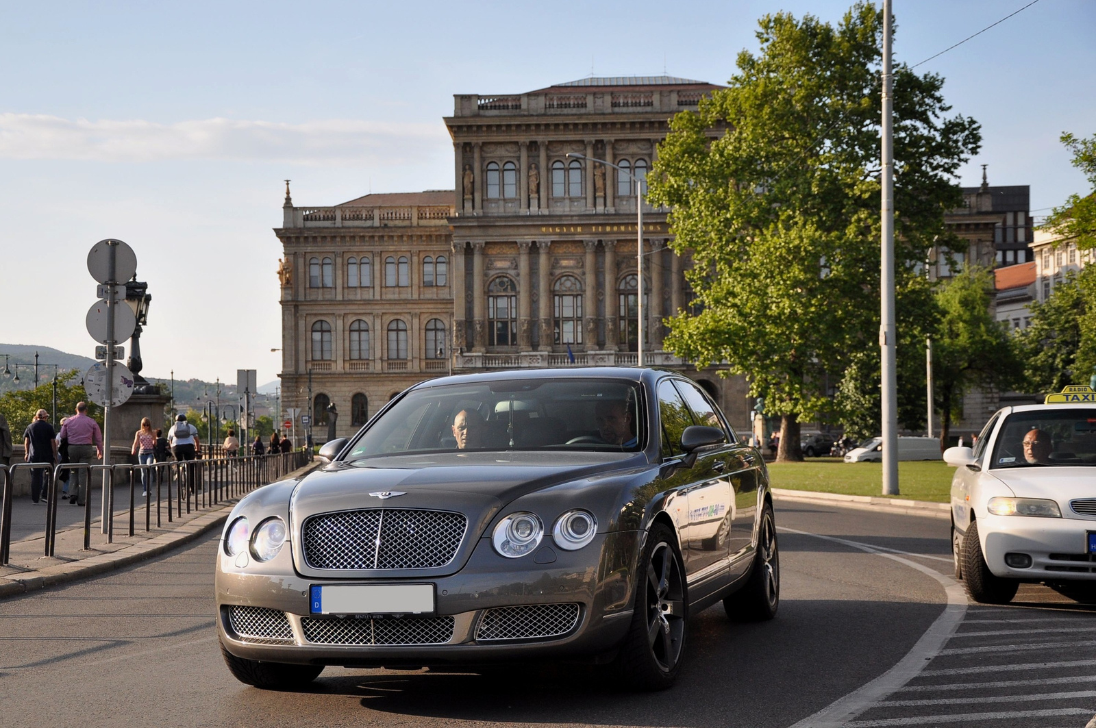 Bentley Continental Flying Spur 069