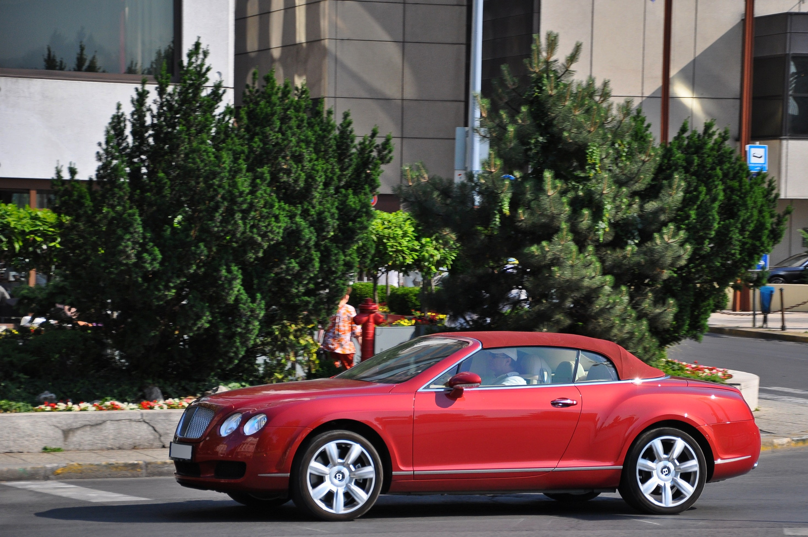 Bentley Continental GTC 058