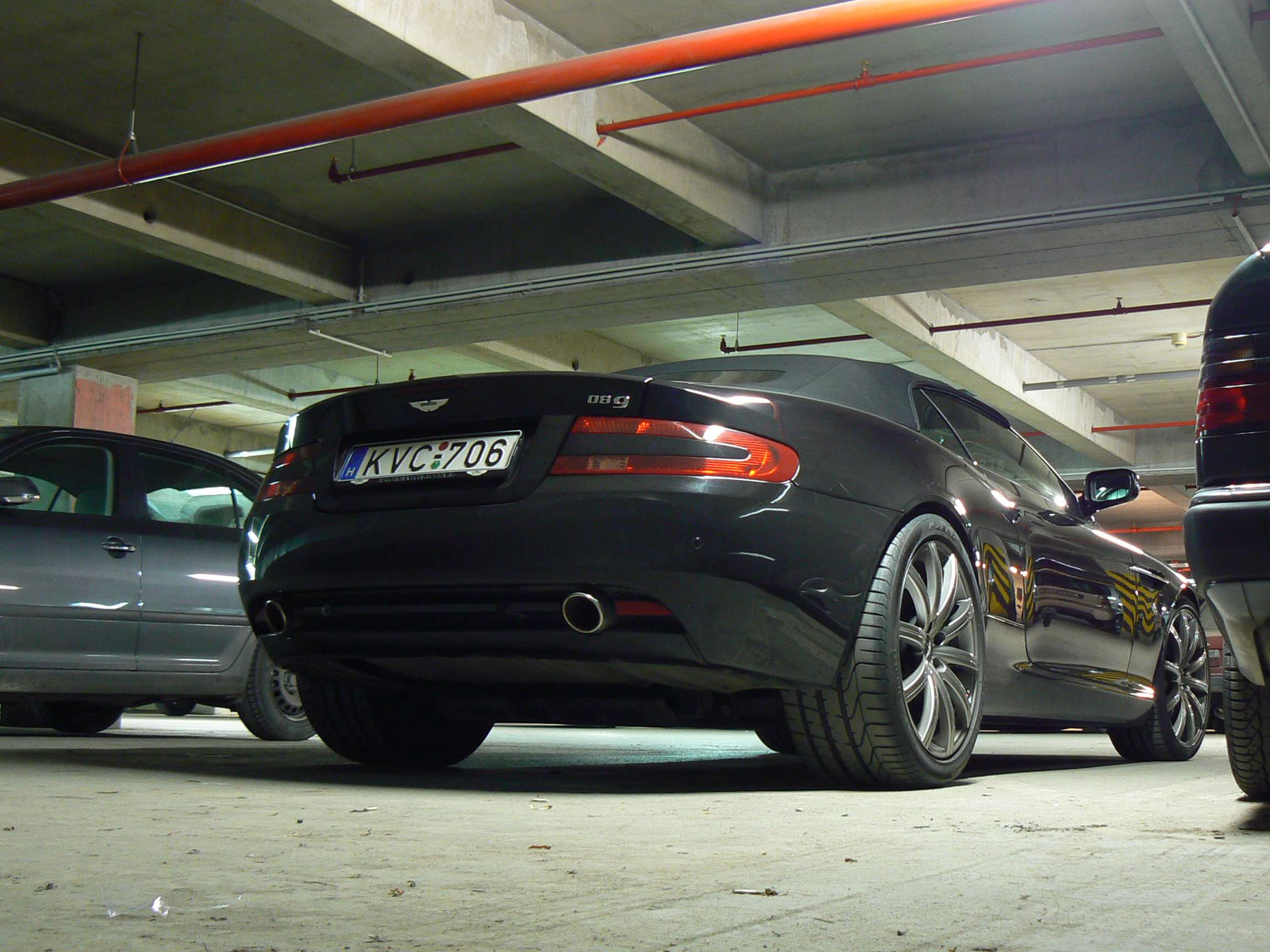 Aston Martin DB9 Volante 071