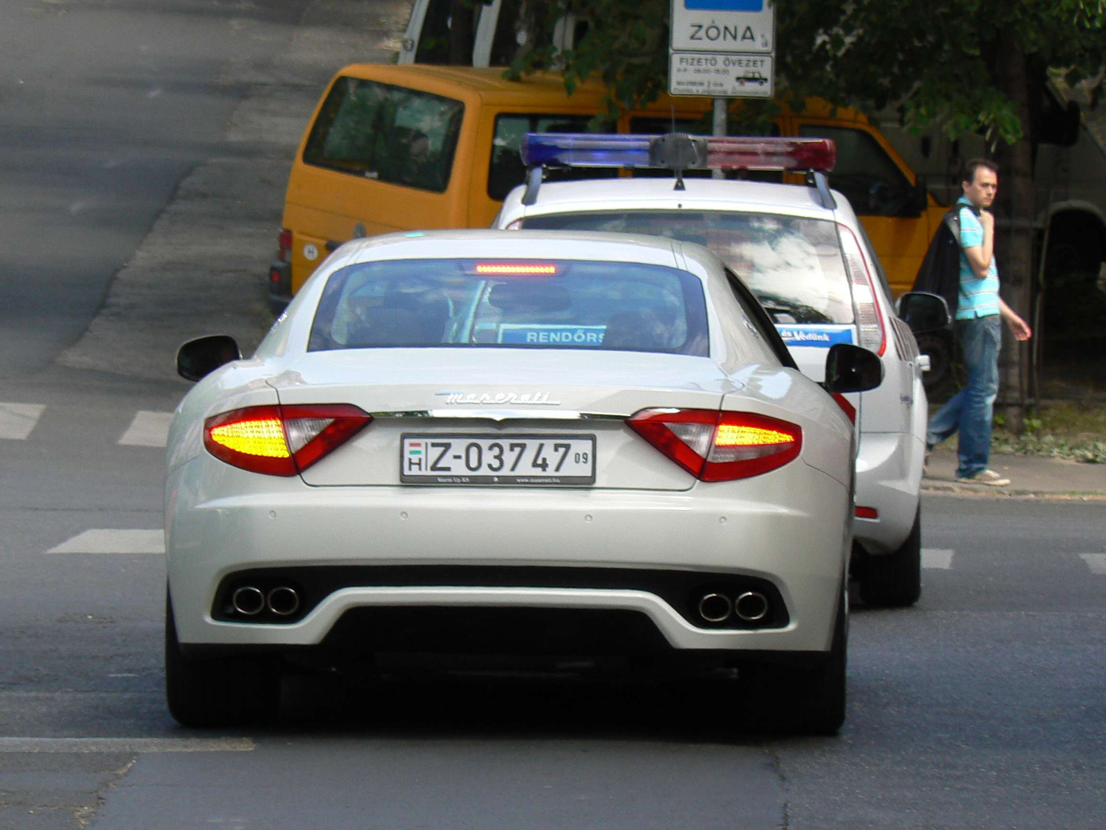 Maserati GranTurismo S Automatic 002