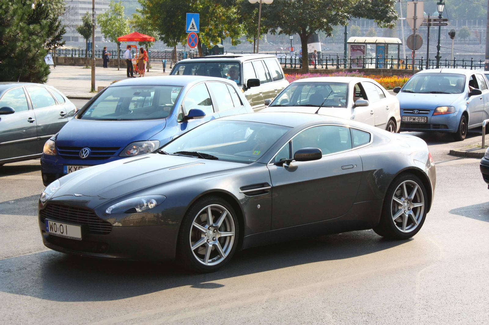 Aston Martin Vantage 050