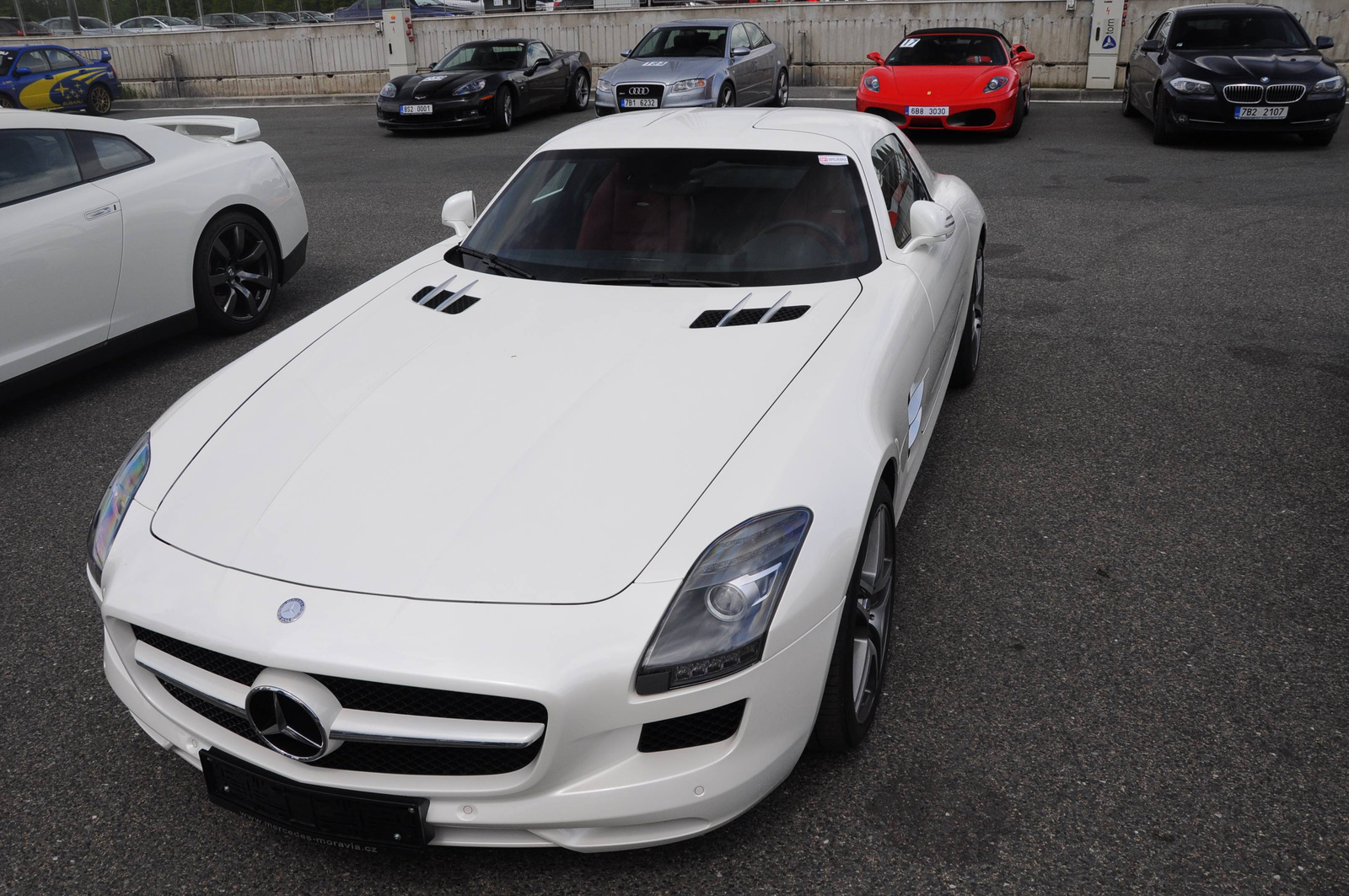 Mercedes SLS AMG