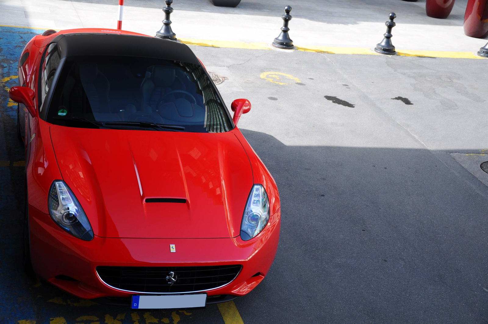 Ferrari California 057