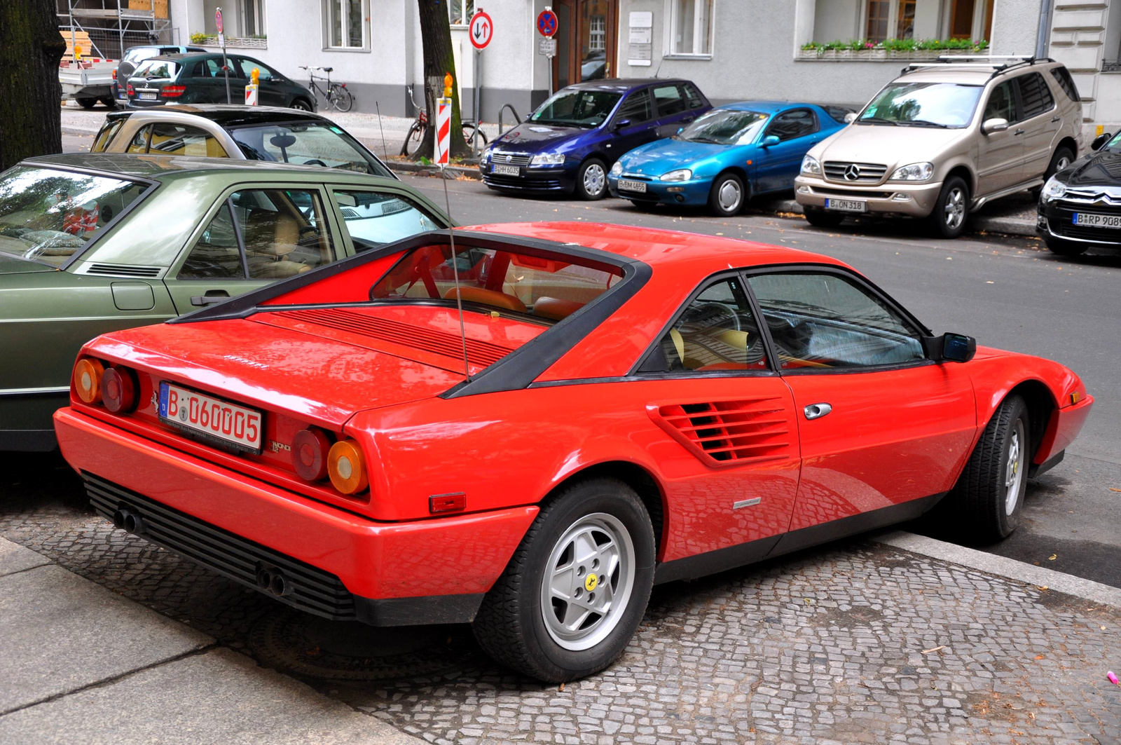 Ferrari Mondial 3.2