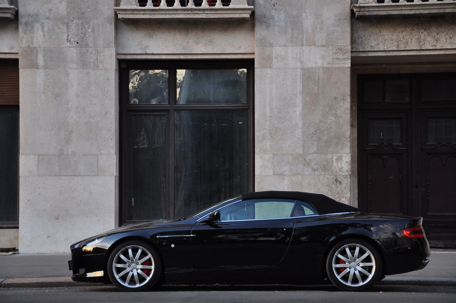 Aston Martin DB9 Volante 087