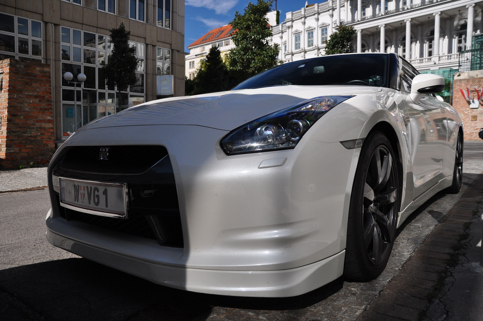 Nissan GTR