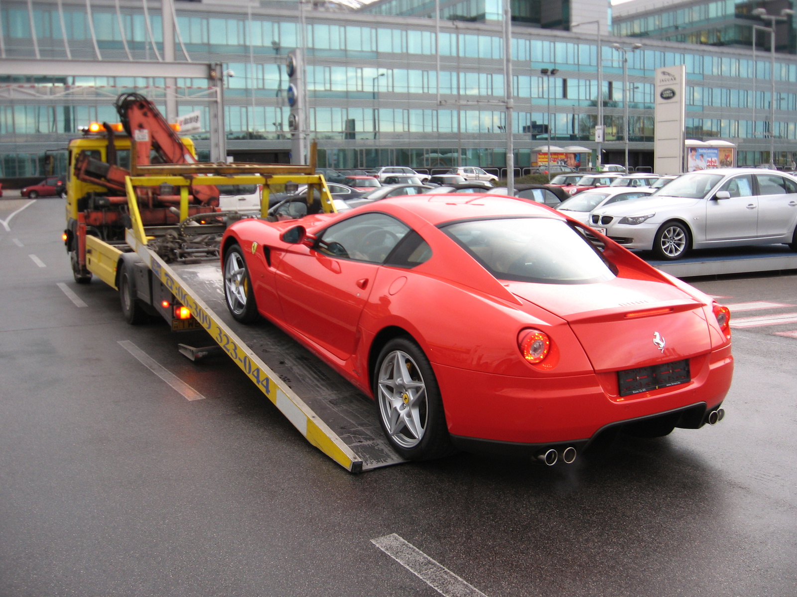 Ferrari 010