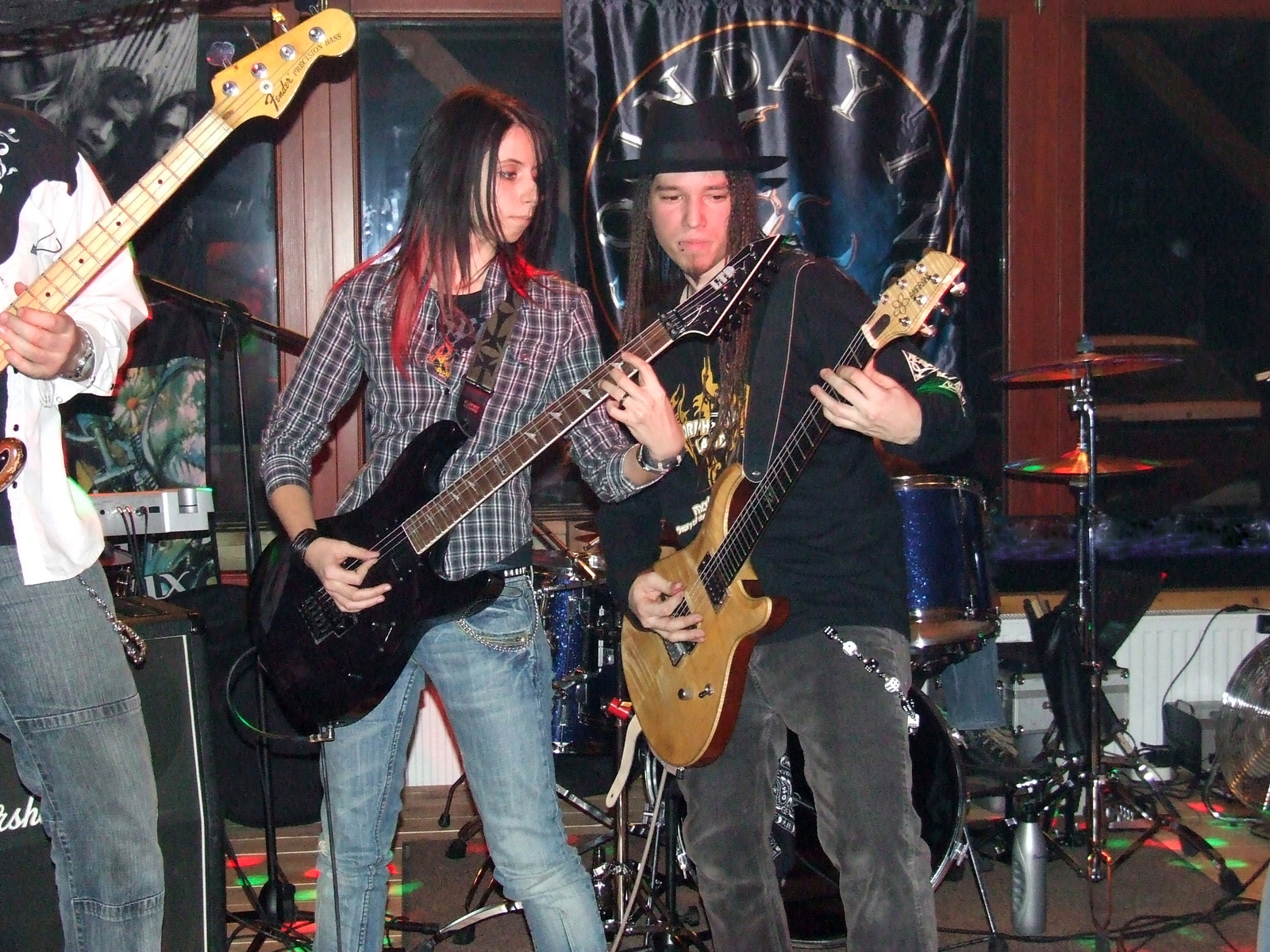 Badrock Band Sólyomfészek 2009-01-16 Szóló közben Dóri és Voodoo