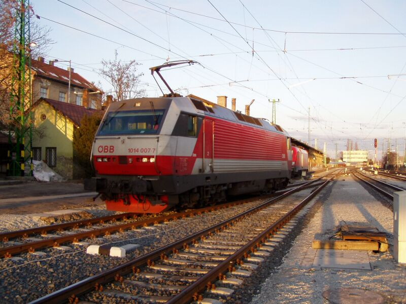 ÖBB-1017-007-080203-győr (1)