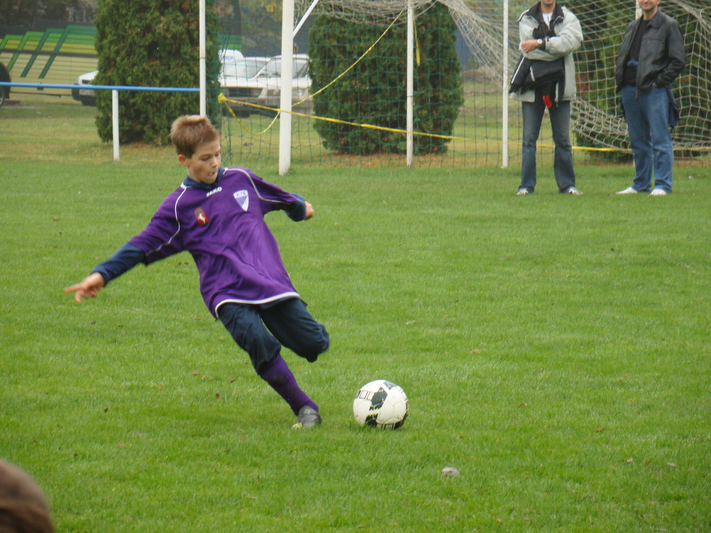 2009.10.14.IZSAK.VS.KTE.U11.026