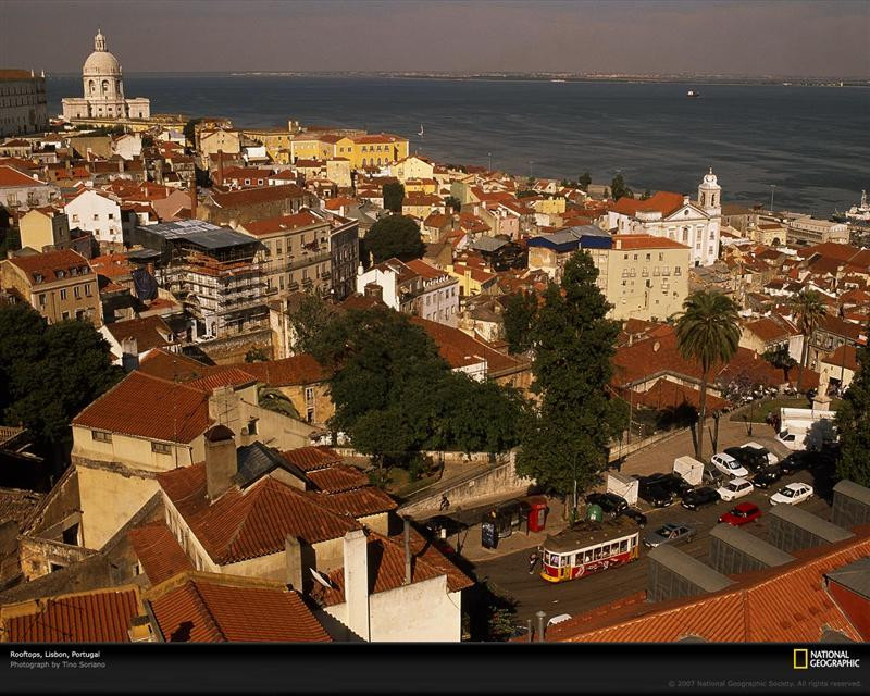 aerial-view-lisbon-692877-xl (Medium)