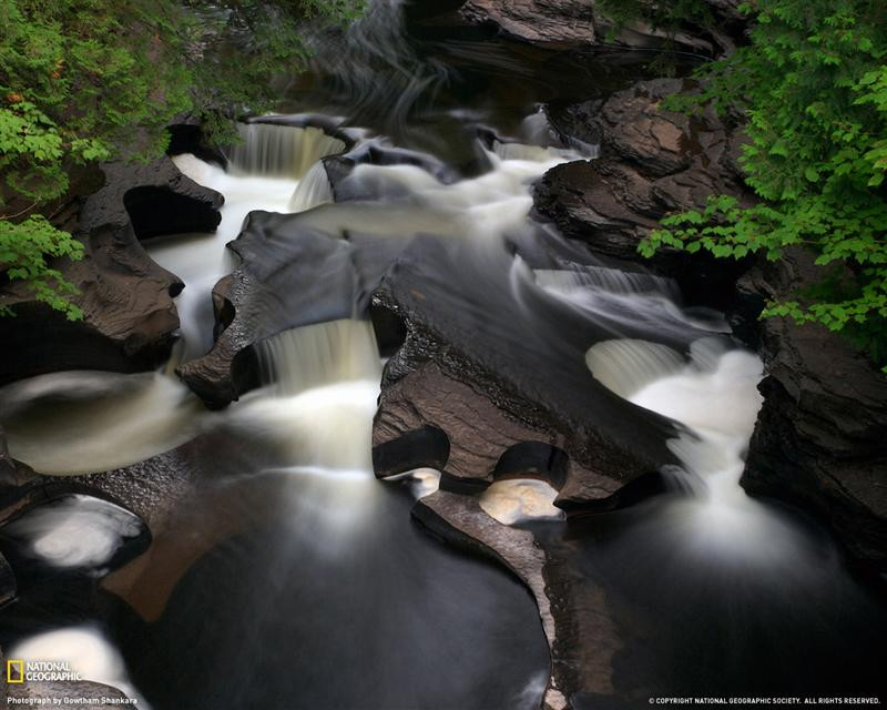 porcupine-mountains-waterfall-xl (Medium)