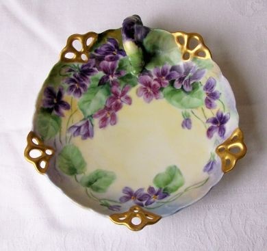 violets dish 1