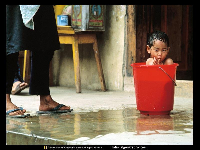 bhutan-bath-time-449302-sw (Medium)