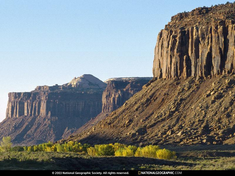 canyonlands-national-park-494848-sw (Medium)