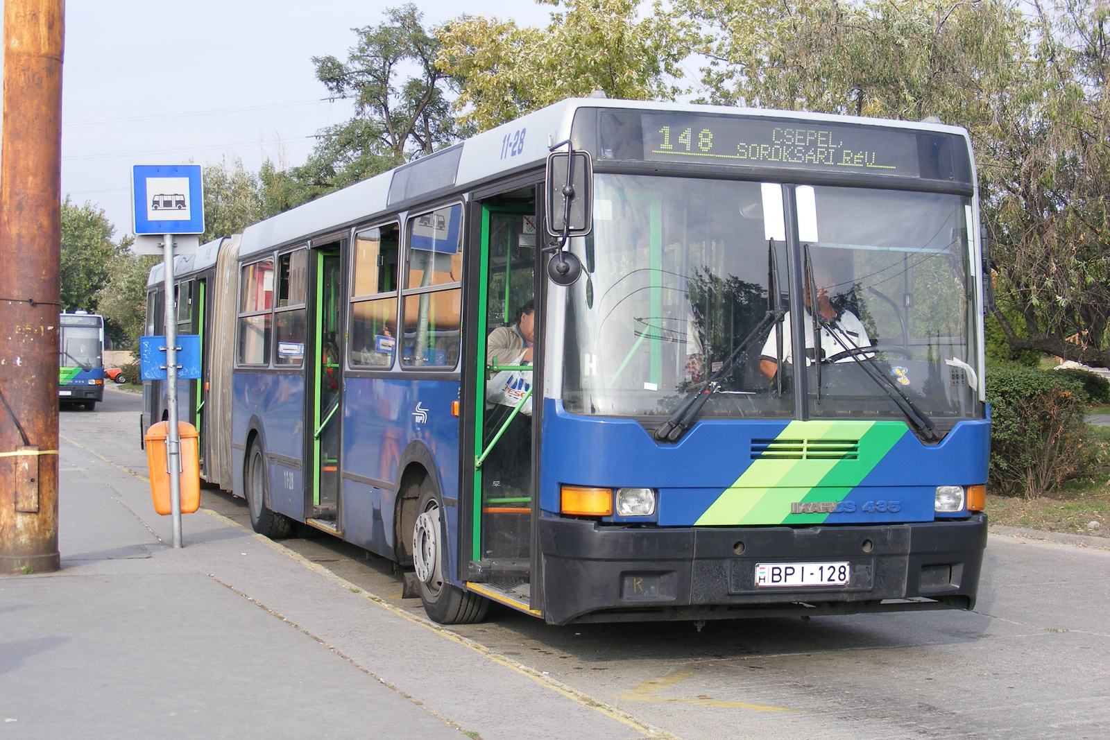 Busz BPI-128