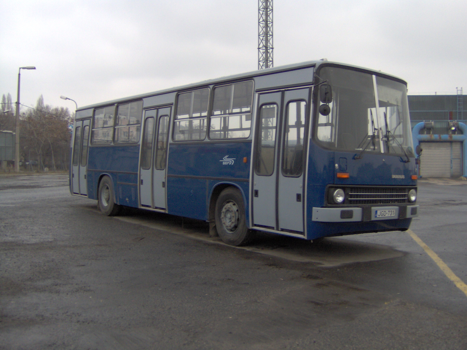 Busz JGD-731-Kelenföld garázs