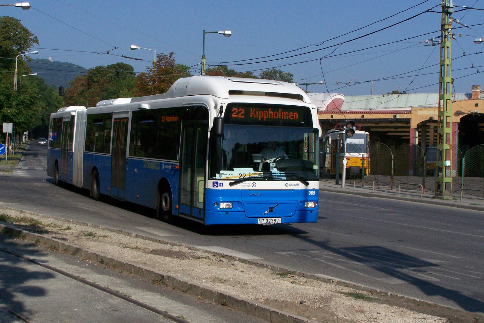 Busz P-02382 2