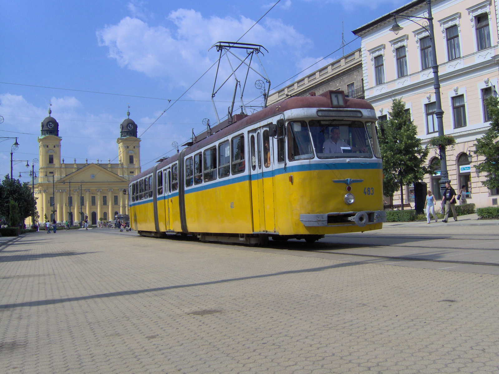 DKV483-Kossuth tér